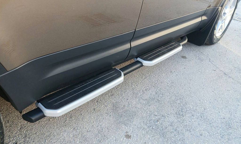 Land Rover Defender 2022