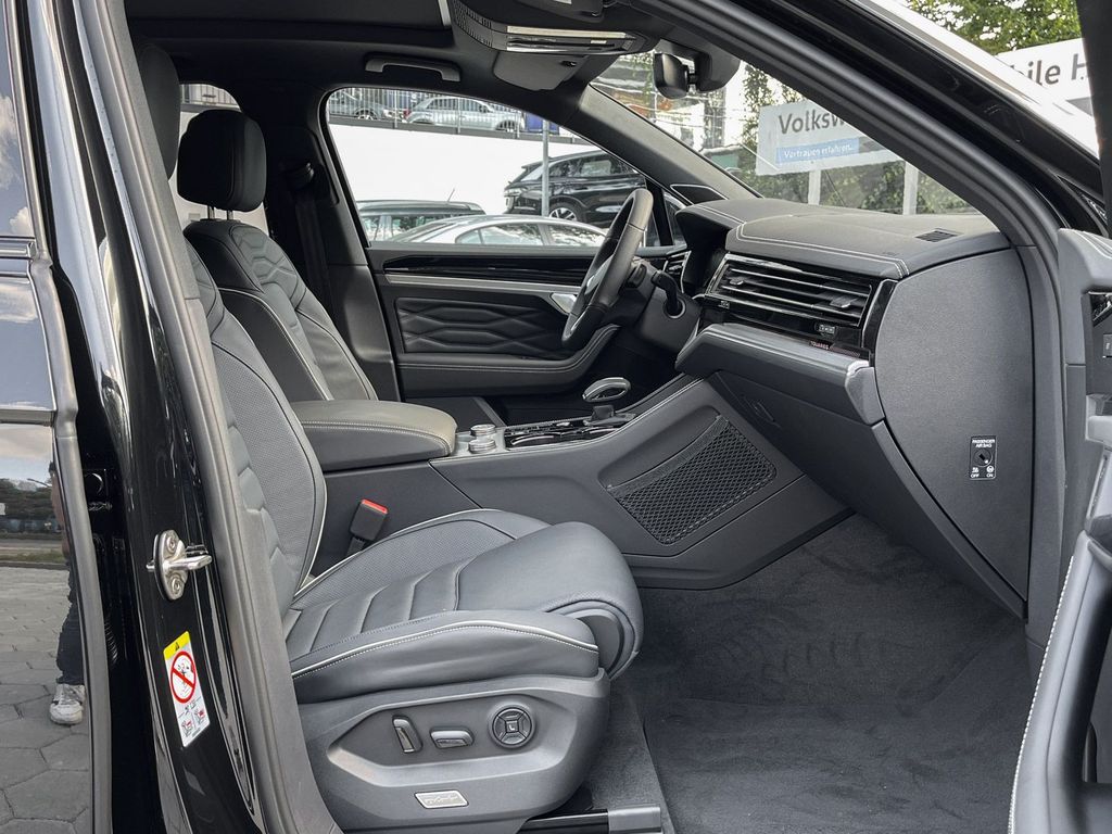 Volkswagen Touareg 2025