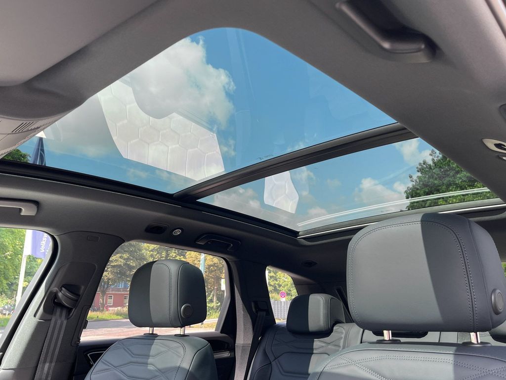 Volkswagen Touareg 2025