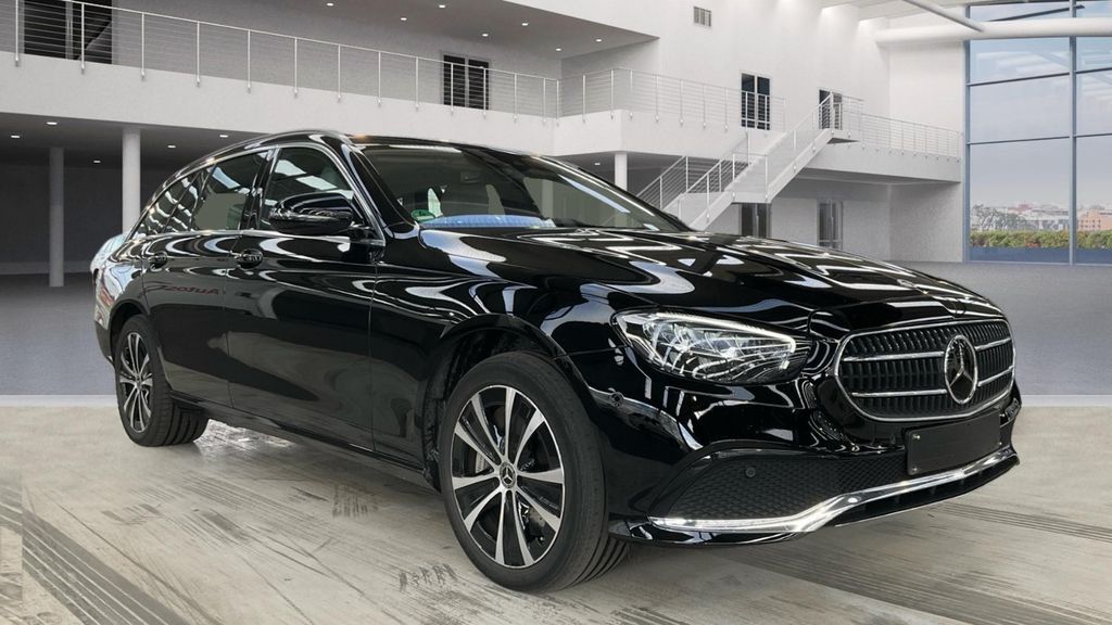 Mercedes-Benz E 300 2022