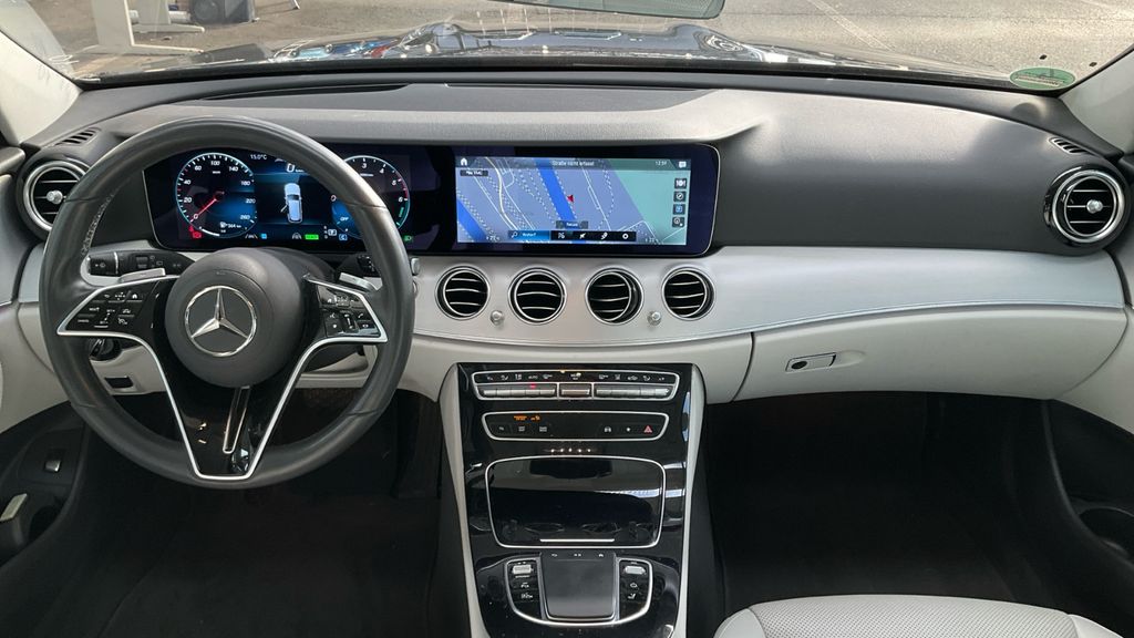 Mercedes-Benz E 300 2022