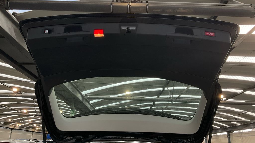 Mercedes-Benz E 300 2022