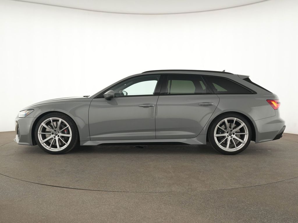 Audi RS6 2023