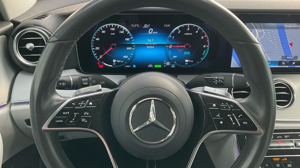 Mercedes-Benz E 300 2022