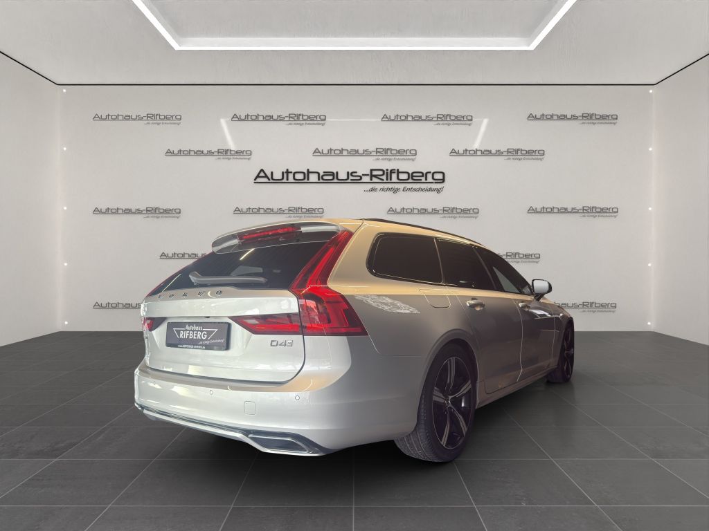 Volvo V90 2020