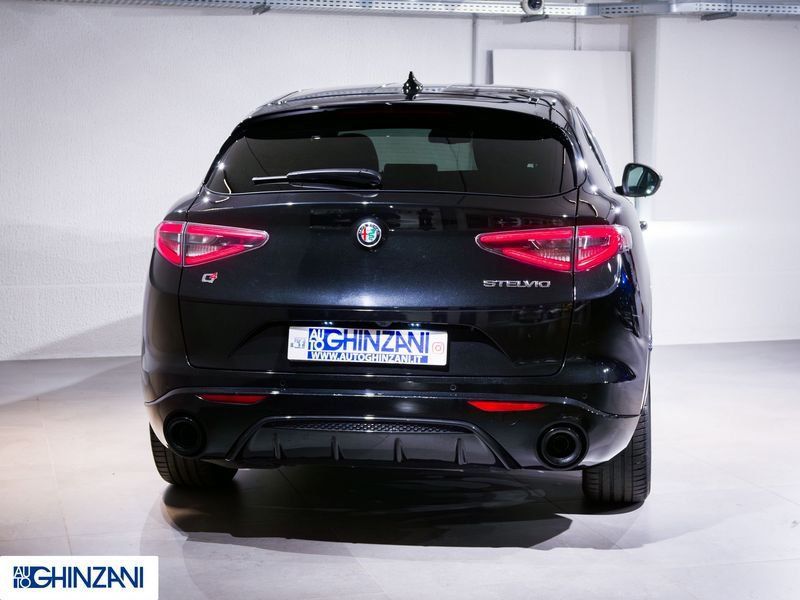 Alfa Romeo Stelvio 2024