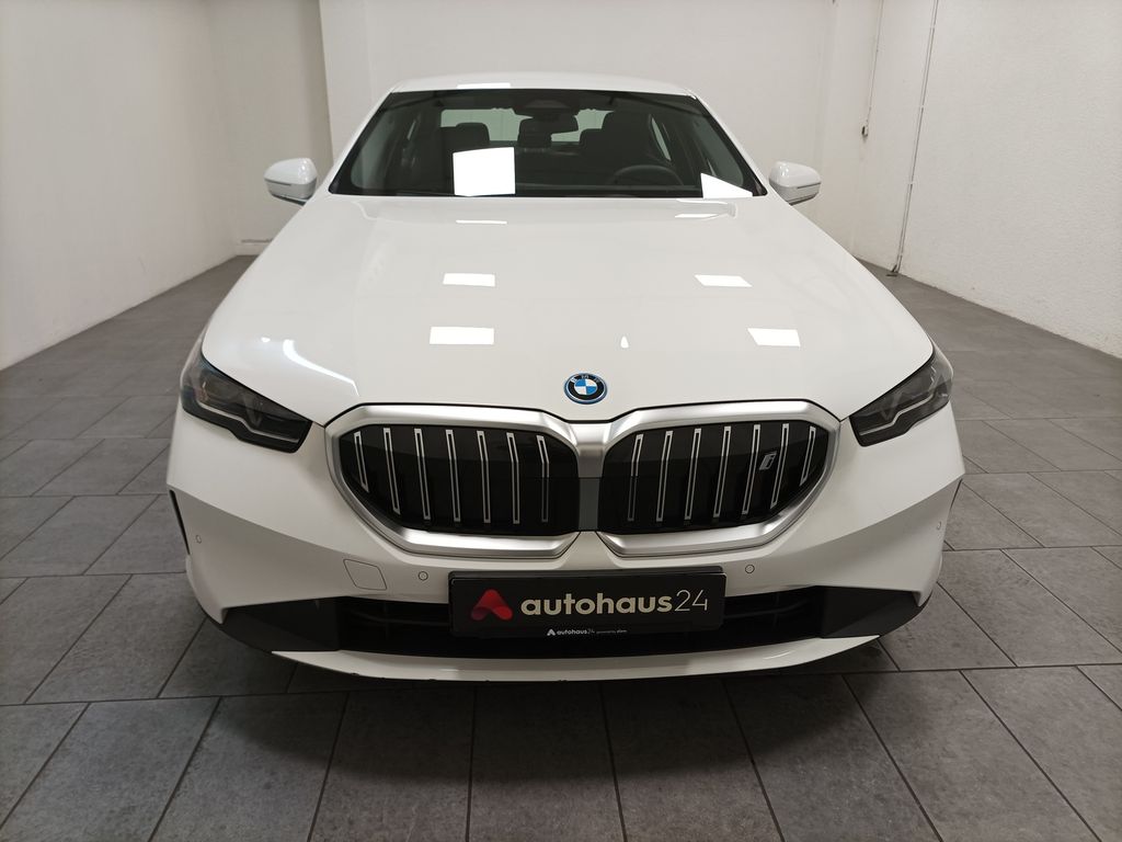 BMW i5 2024