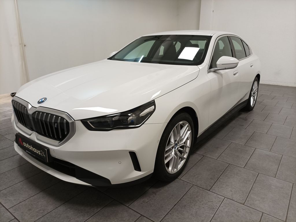 BMW i5 2024