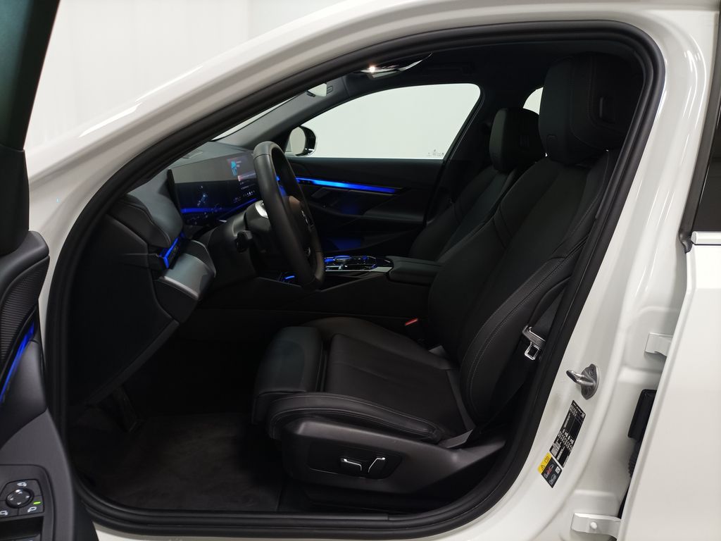 BMW i5 2024