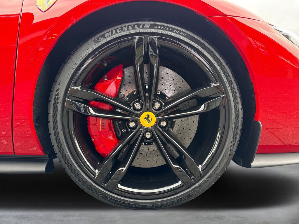 Ferrari 296 GTS 2024