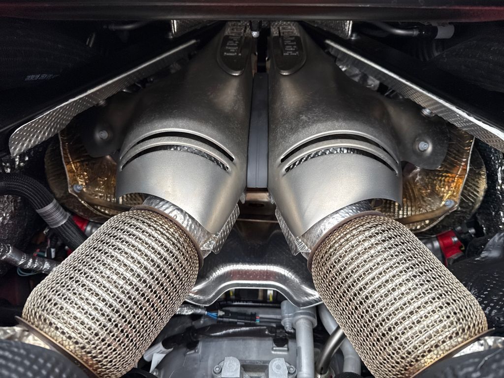 Ferrari 296 GTS 2024