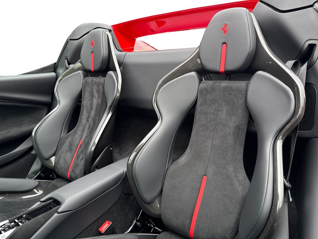 Ferrari 296 GTS 2024