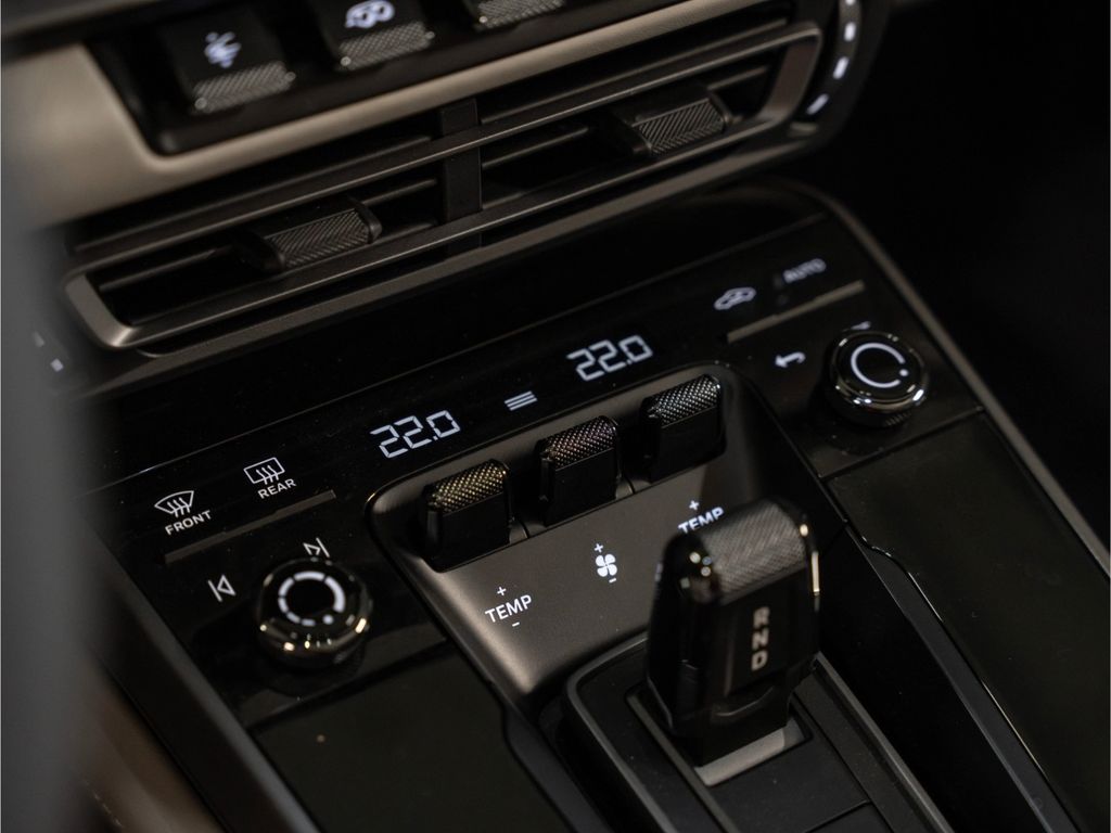 Porsche 992 2022