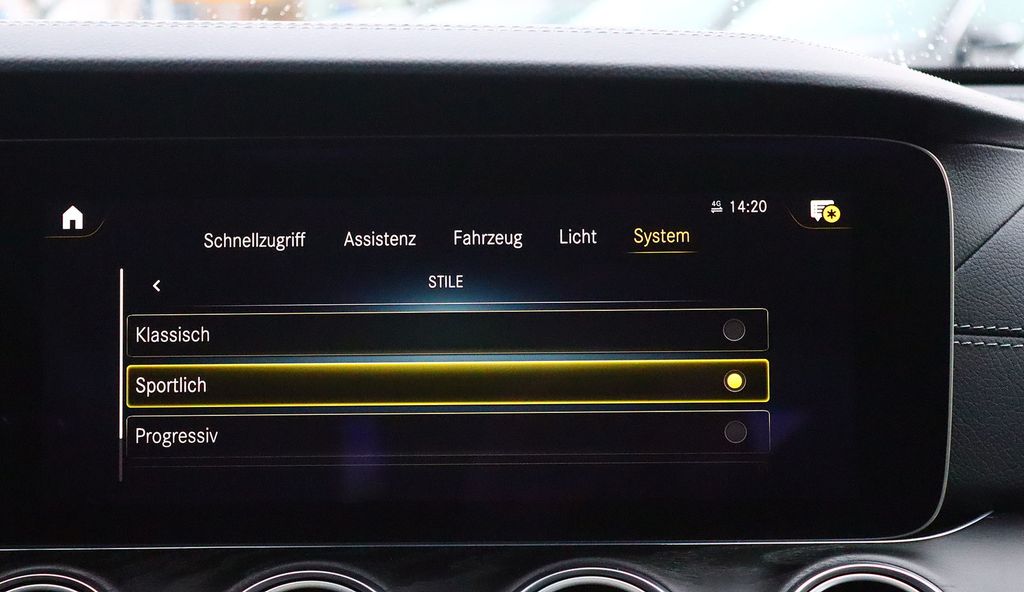 Mercedes-Benz E 300 2022