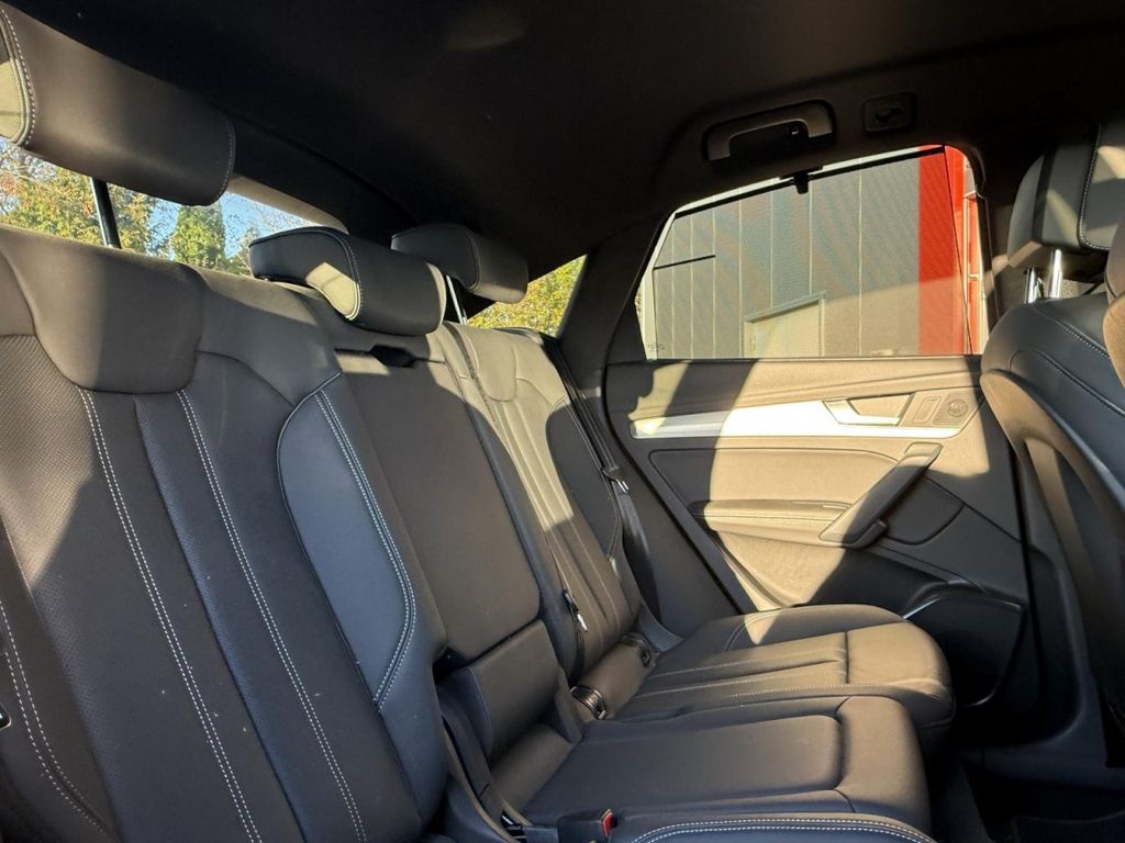 Audi SQ5 2022