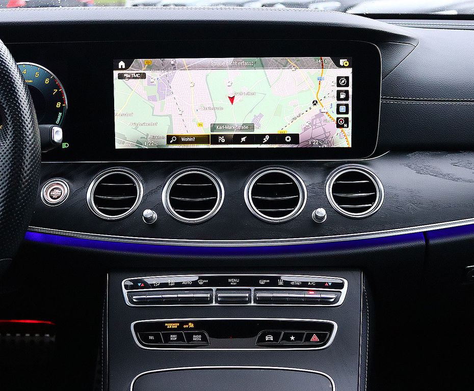 Mercedes-Benz E 300 2022