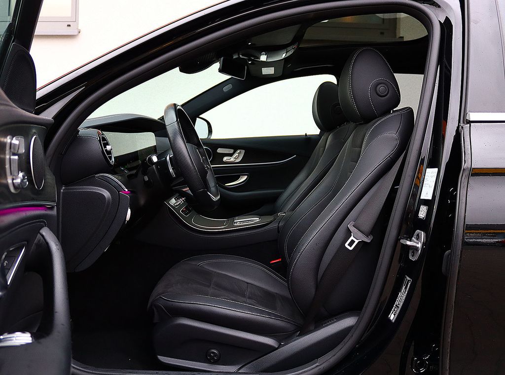 Mercedes-Benz E 300 2022