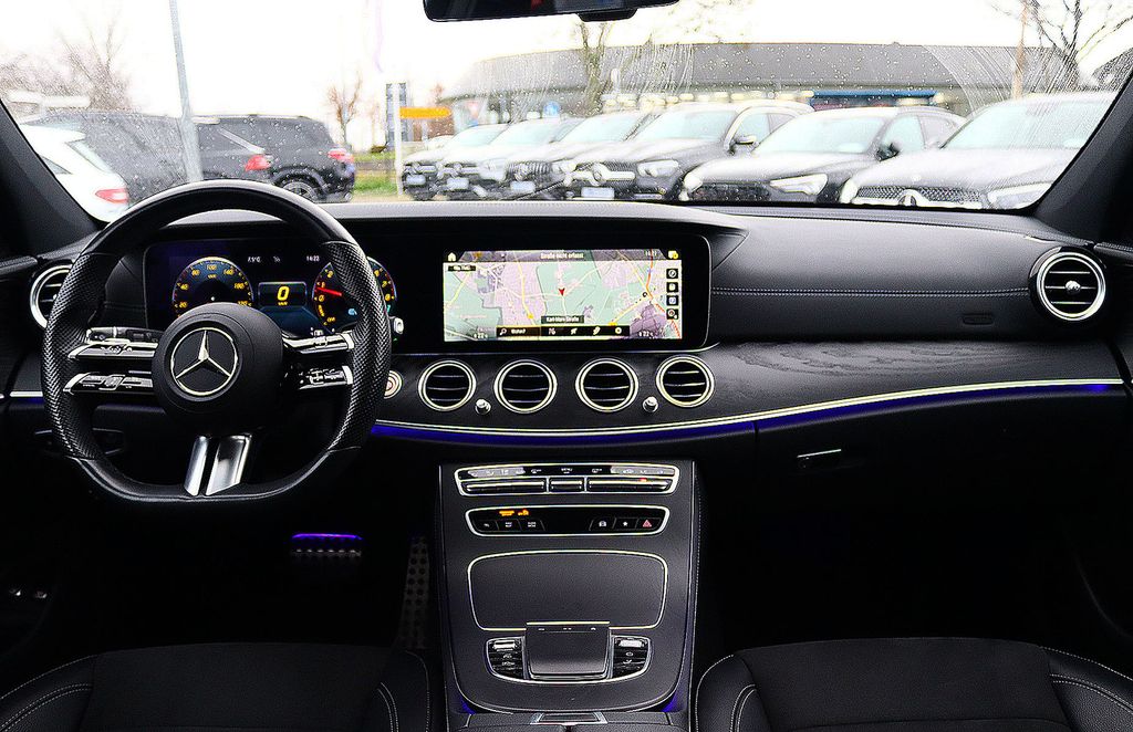 Mercedes-Benz E 300 2022