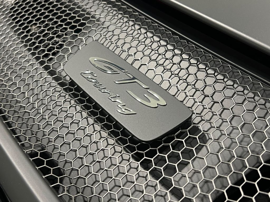 Porsche 992 2025