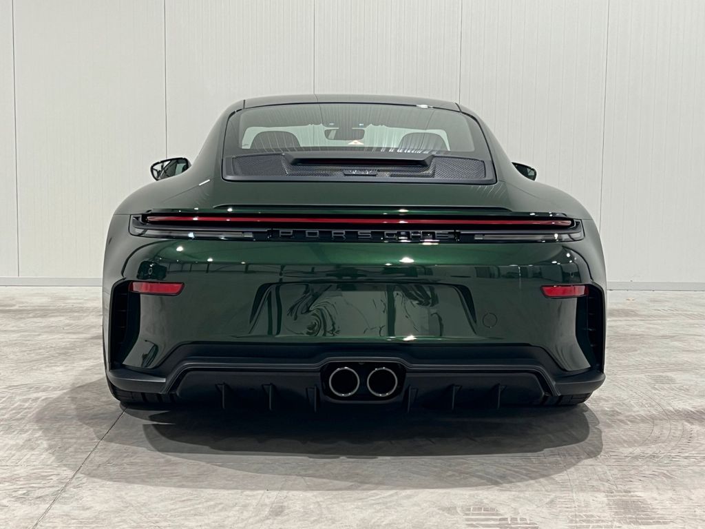 Porsche 992 2025