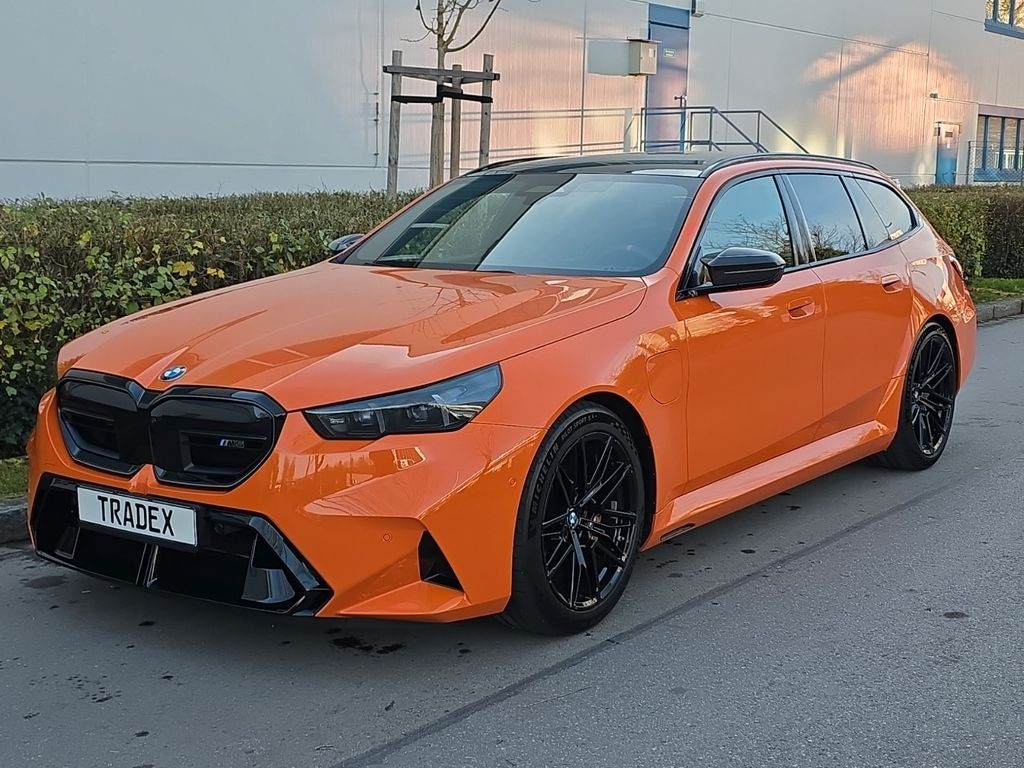 BMW M5 2025