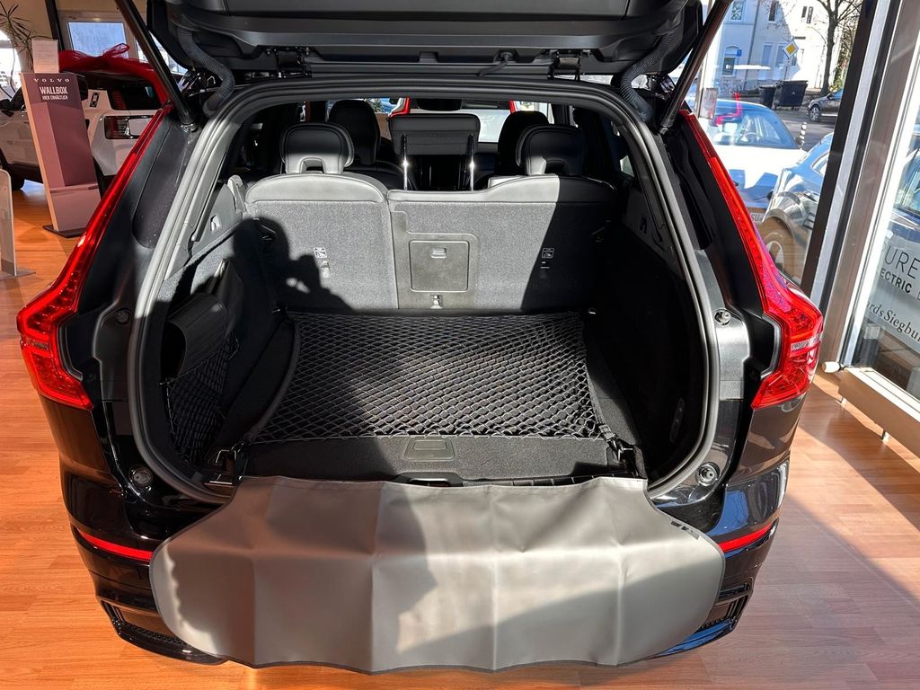 Volvo XC60 2025