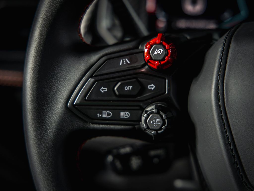 Lamborghini Revuelto 2024