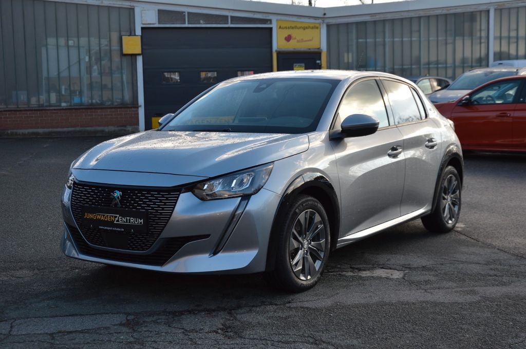 Peugeot 208 2021