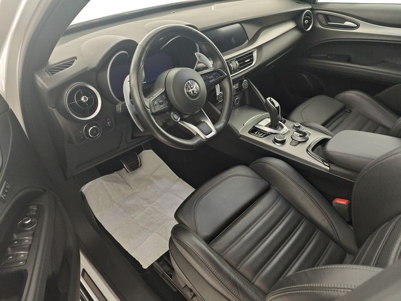 Alfa Romeo Stelvio 2024