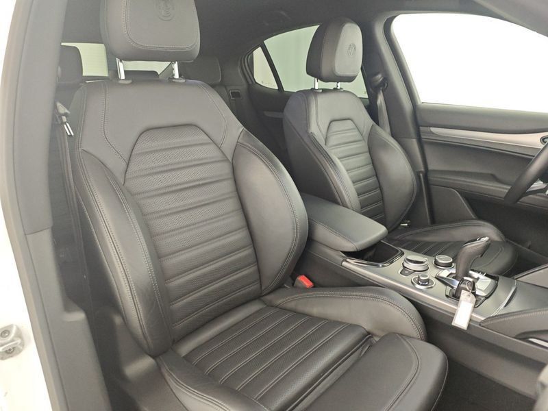 Alfa Romeo Stelvio 2024