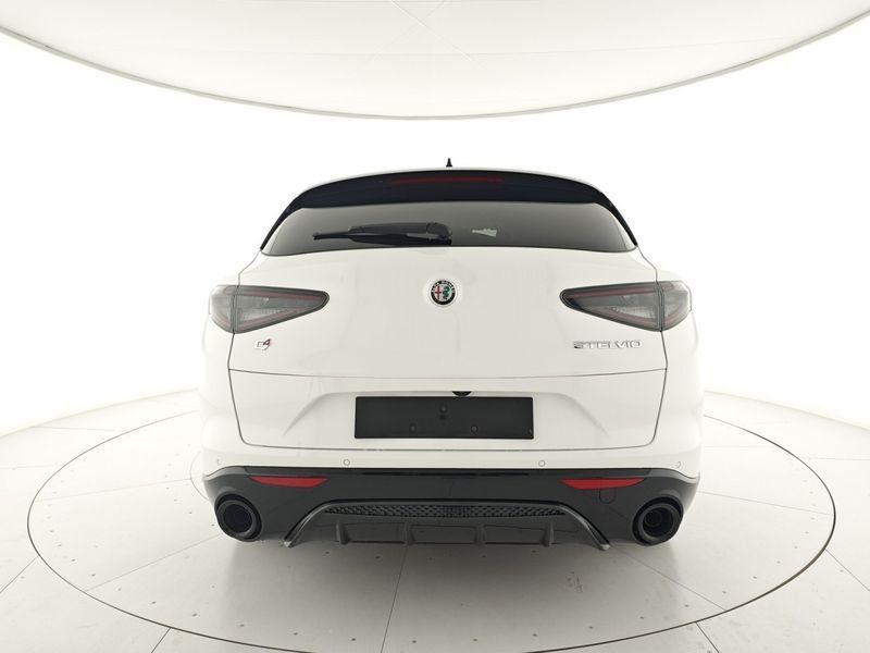 Alfa Romeo Stelvio 2024