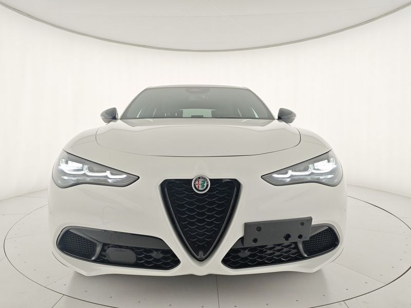 Alfa Romeo Stelvio 2024
