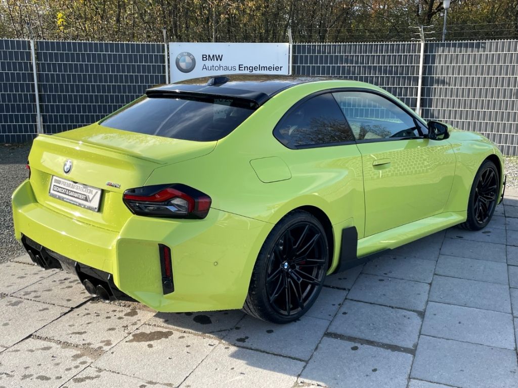 BMW M2 2025