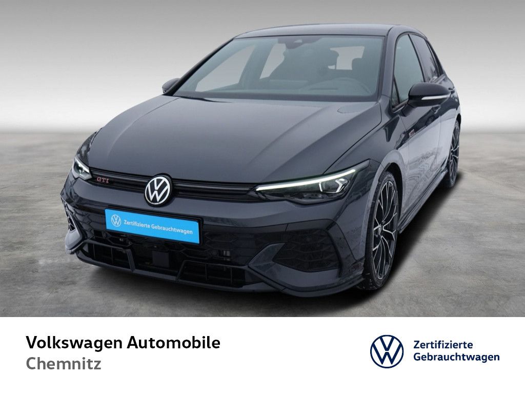 Volkswagen Golf 2025