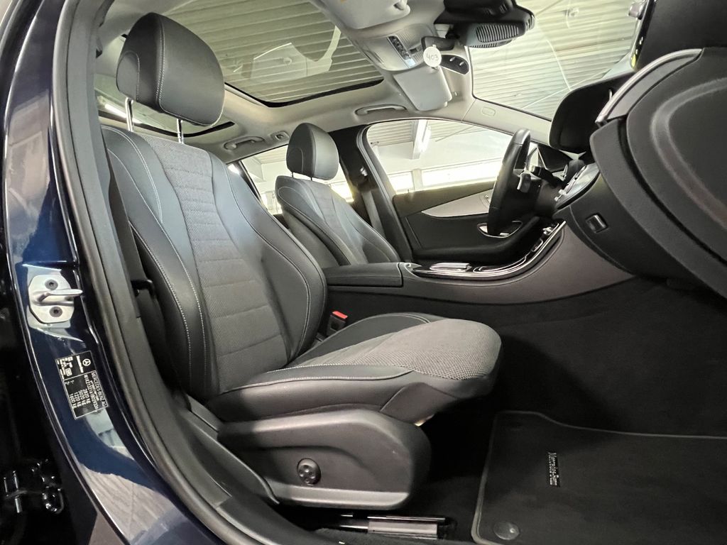 Mercedes-Benz E 300 2021