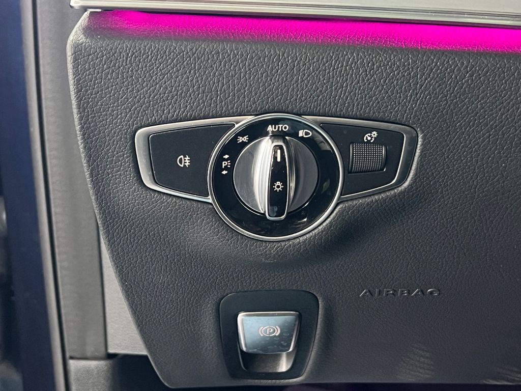 Mercedes-Benz E 300 2021