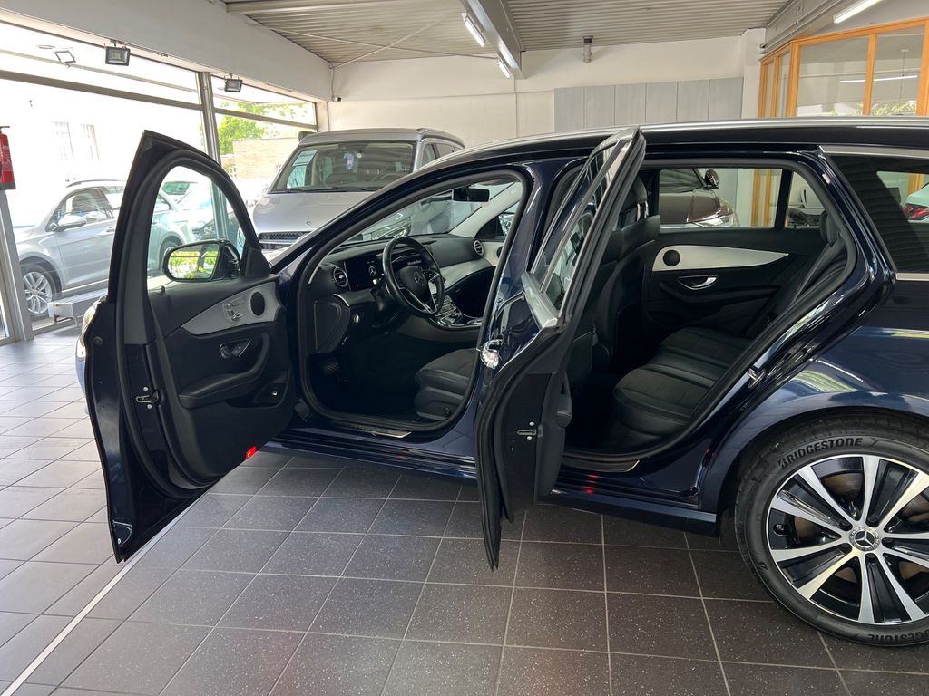 Mercedes-Benz E 300 2021