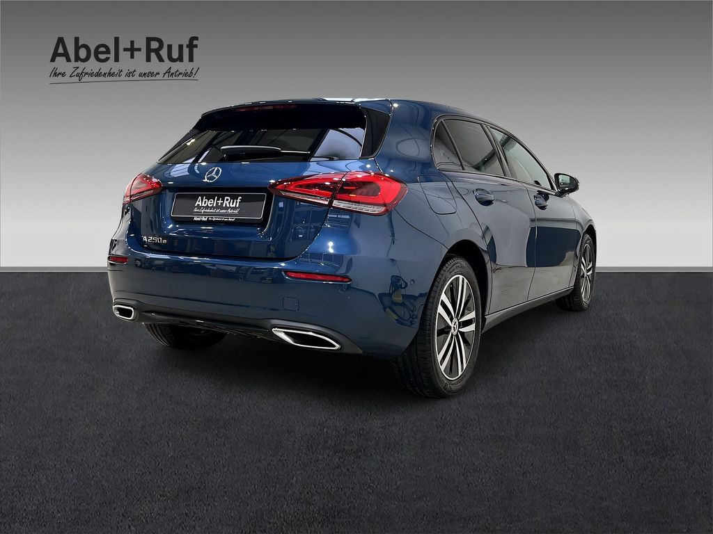 Mercedes-Benz A 250 2022