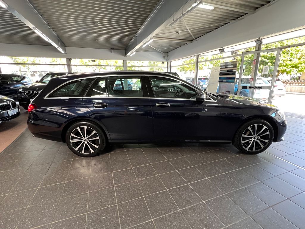 Mercedes-Benz E 300 2021