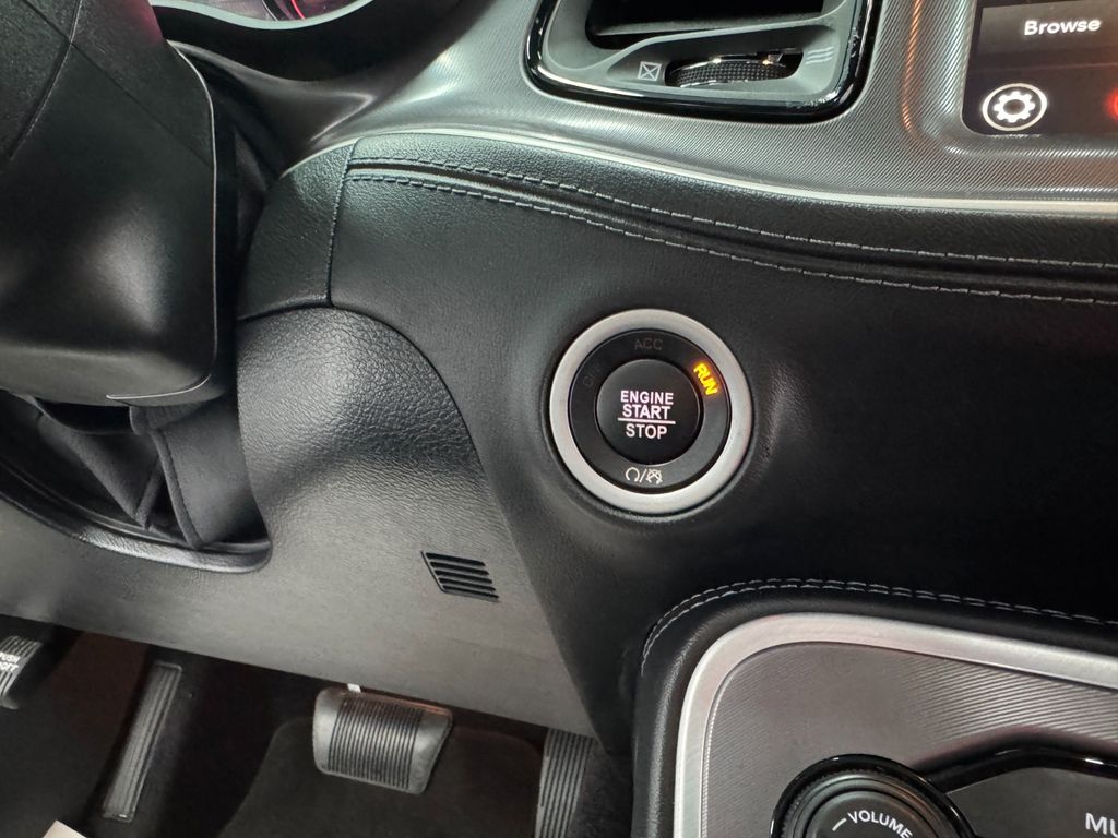 Dodge Challenger 2022