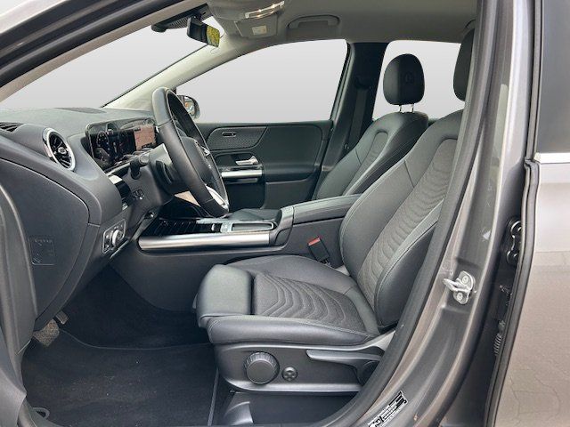 Mercedes-Benz B 180 2024