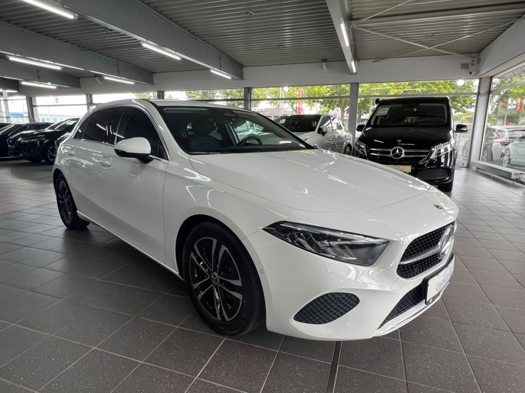 Mercedes-Benz A 180 2023