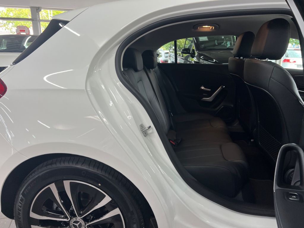 Mercedes-Benz A 180 2023