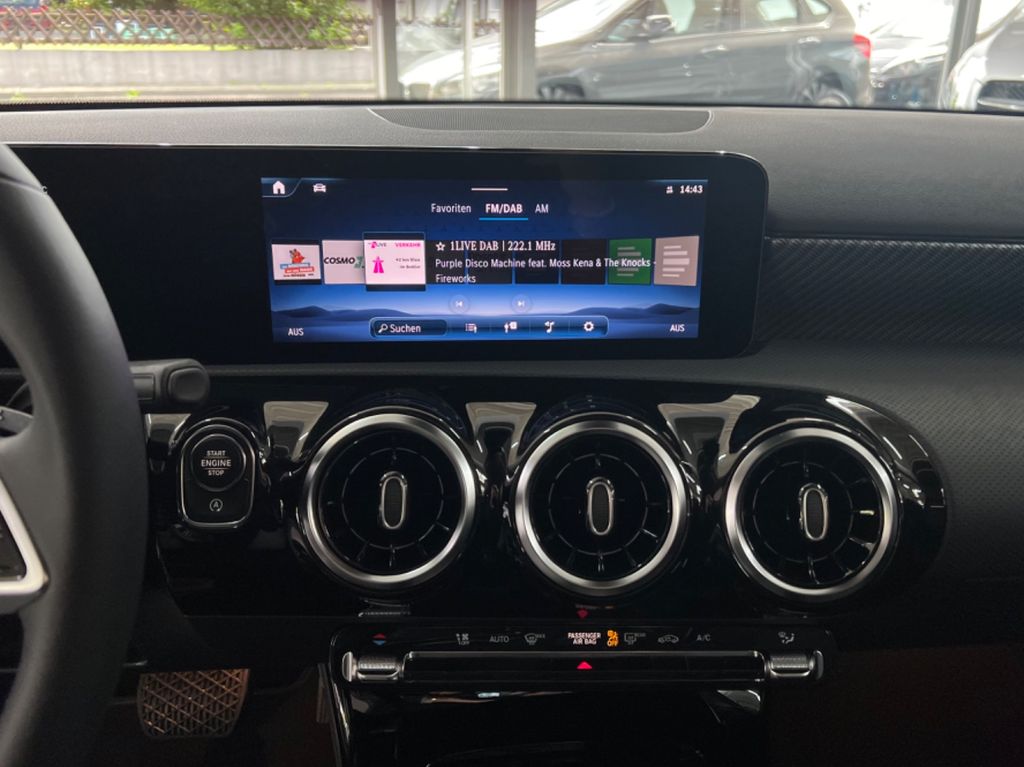 Mercedes-Benz A 180 2023