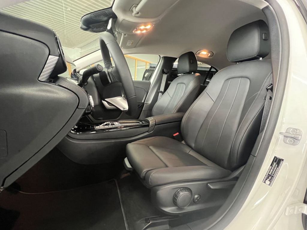 Mercedes-Benz A 180 2023