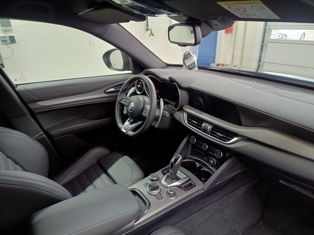 Alfa Romeo Stelvio 2024