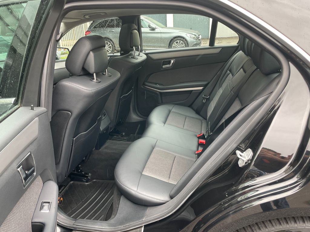 Mercedes-Benz E 300 2011