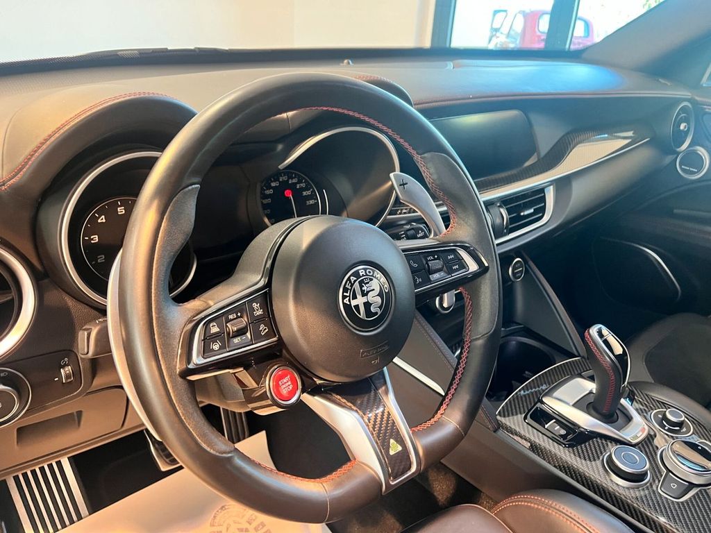 Alfa Romeo Stelvio 2020