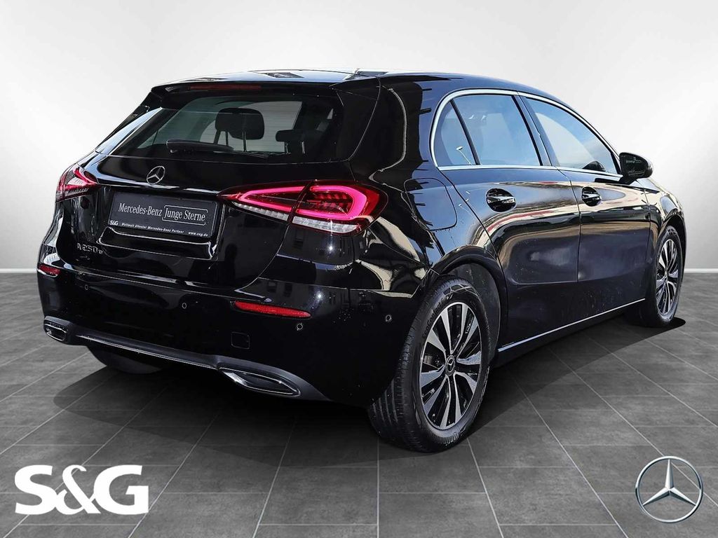 Mercedes-Benz A 250 2022