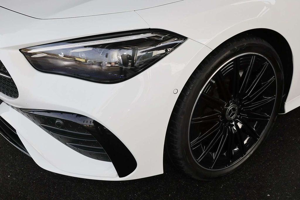 Mercedes-Benz CLE 200 2024